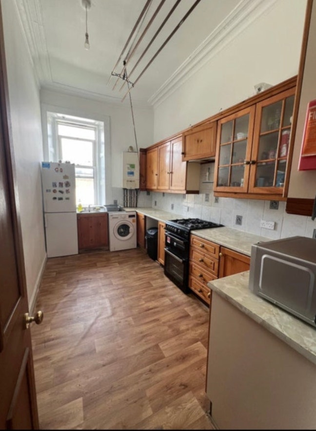 Bright, Spacious Room in Friendly Newington Flat  Main Photo