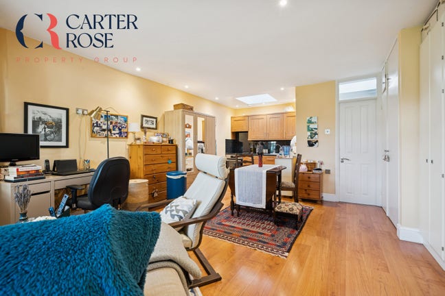 Fab studio Flat Leigham Court Rd Streatham Hill Main Photo