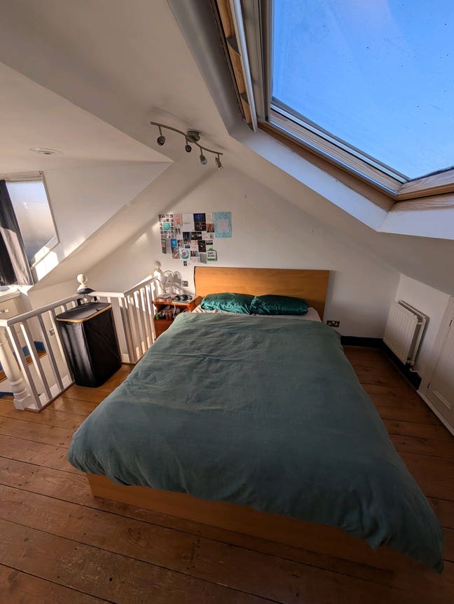 >Sublet< 12 Days in Battersea Main Photo