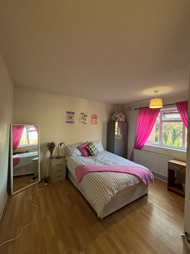 Sublet in Stockwell  Main Photo