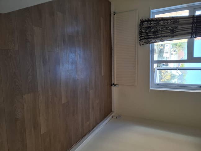 One Double bed Available for Single person Main Photo