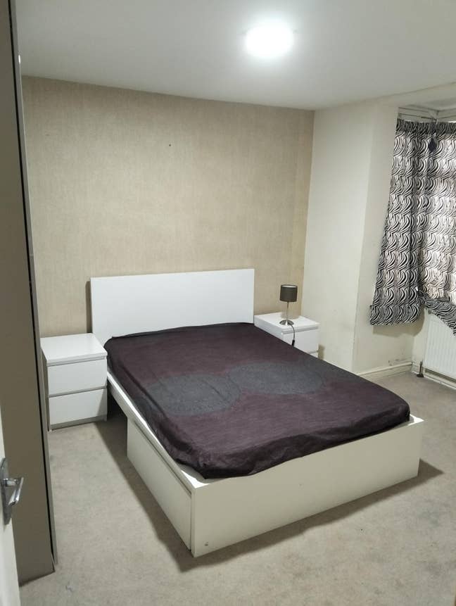 Double bed with ensuite bath near to east croydon  Main Photo
