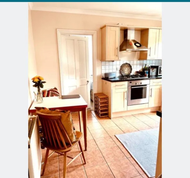 Large furnished double room in Camberwell  Main Photo