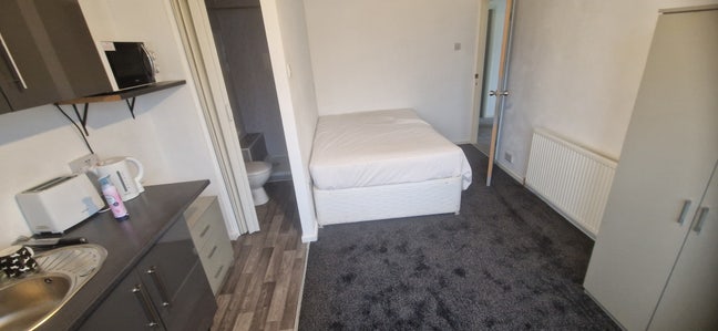 Rooms for rent - stanground in quiet area Main Photo
