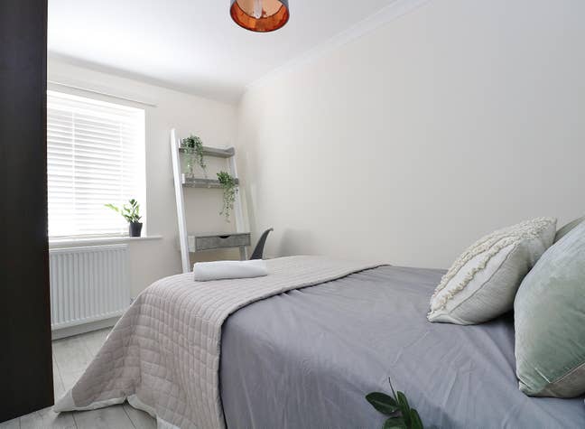 Modern, clean house - Double room, private bathroo Main Photo