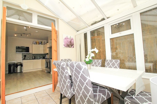 🌿 Room In Peaceful, Tidy Home In Leafy SE12 👫​ Main Photo