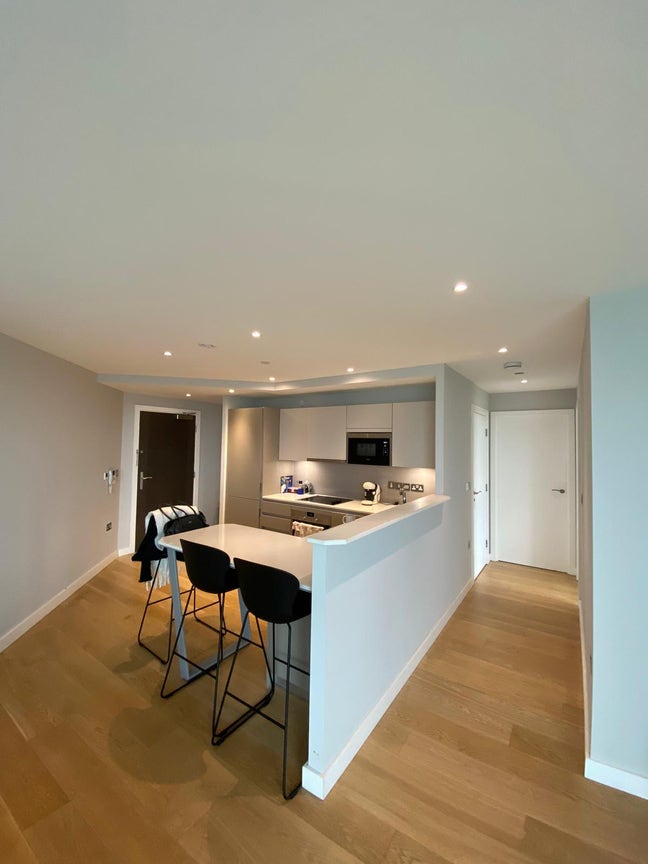 Bright Modern Ensuite in Elephant & Castle Main Photo