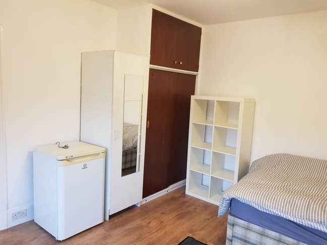 Large double room in Finchley Central Main Photo