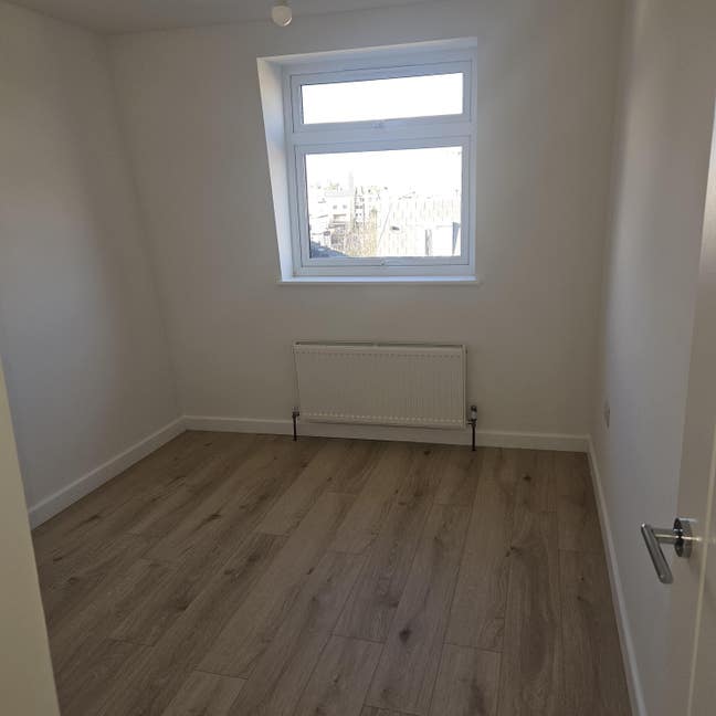 2 Bed Flat with  1Bthroom in Great location  Main Photo