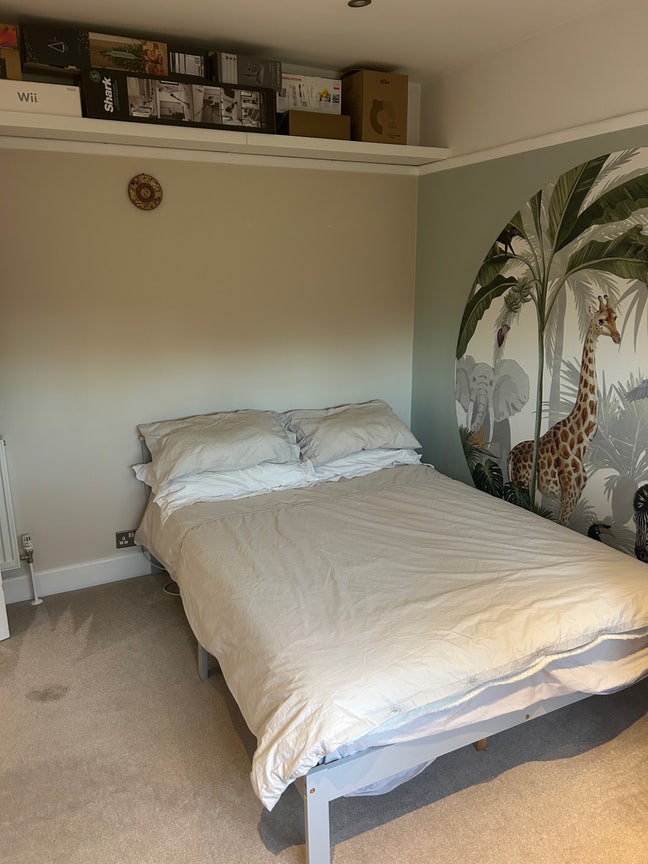 Spacious double room in West Acton  Main Photo