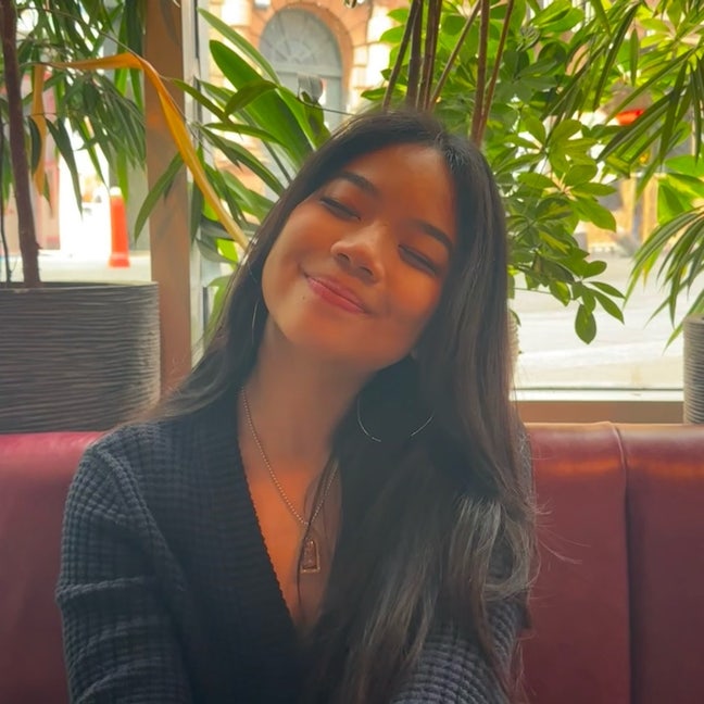 Professional Female seeks a double room Main Photo