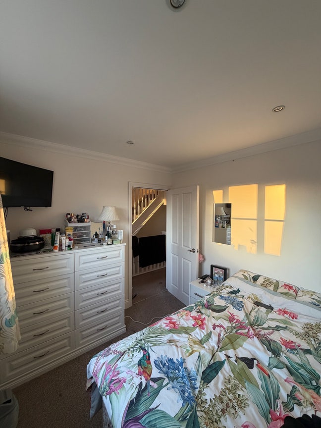 Double room available for rent Main Photo