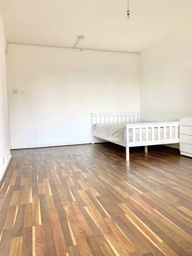 3 Luxurious Double Rooms @ Aldgate / Whitechapel Main Photo