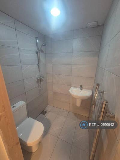 Luxury 1-Bedroom Apartment for Rent – Prime Locati Main Photo