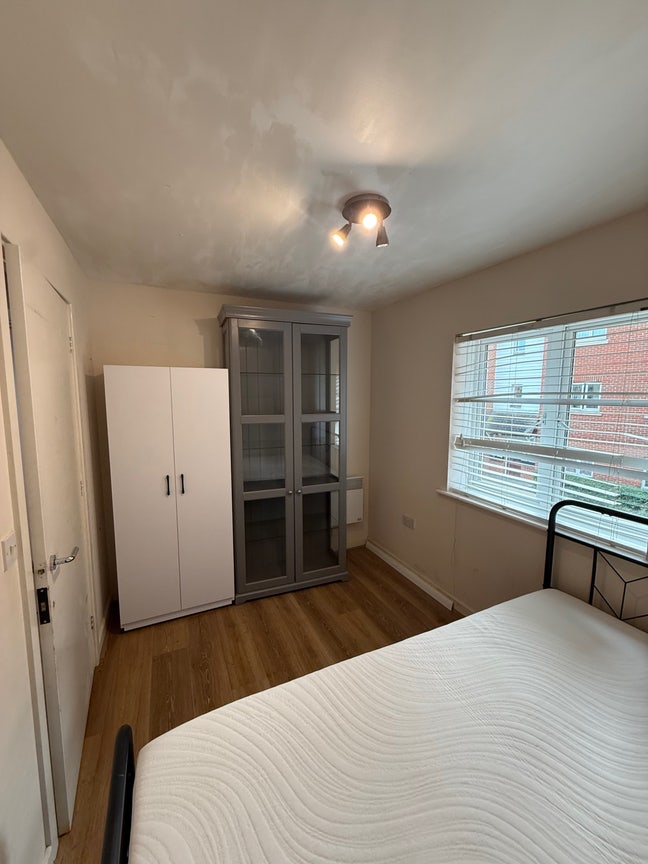 Nice Room in Ilford/Romford Area**Couple Accepted* Main Photo