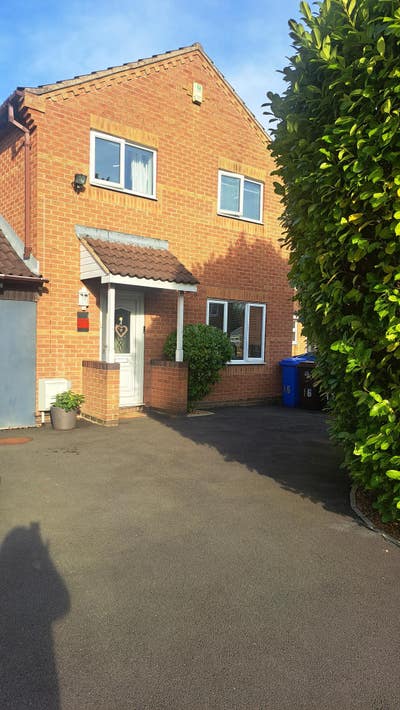 Nice double room in lovely house Main Photo