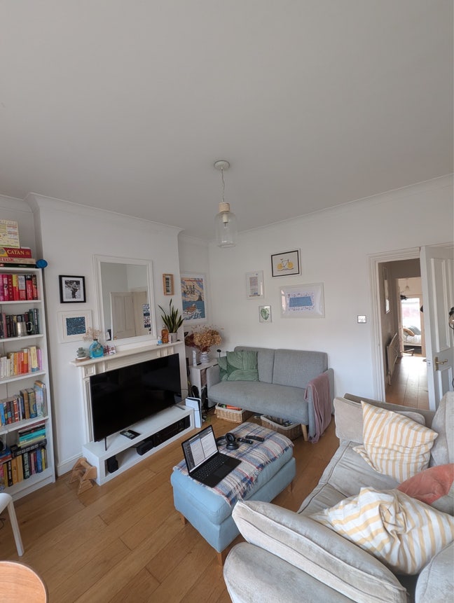 2 Bed Flat Hampstead Heath  Main Photo