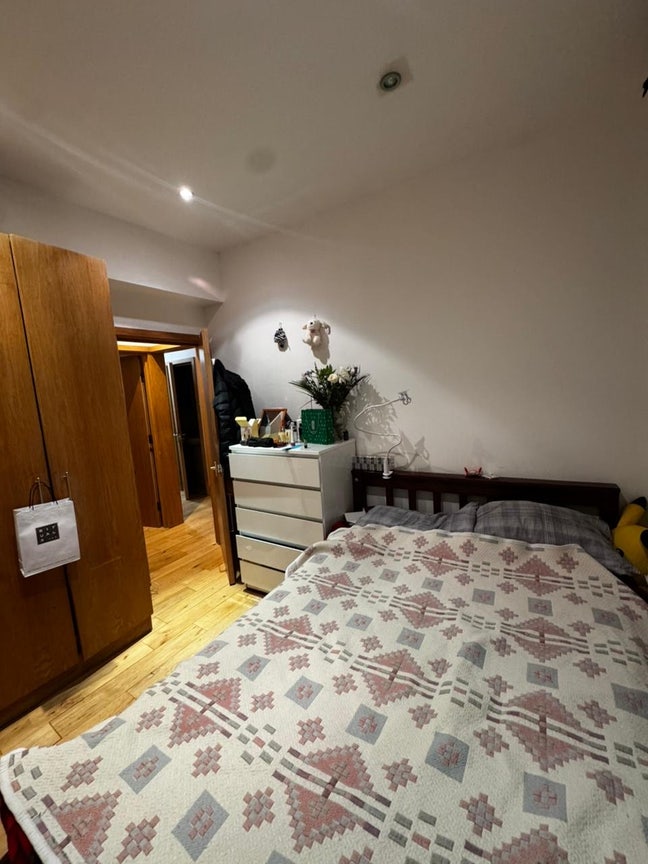 Double room in Old street  Main Photo