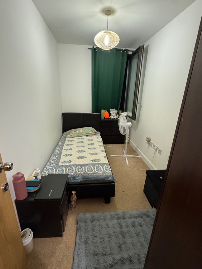  Single room  Main Photo