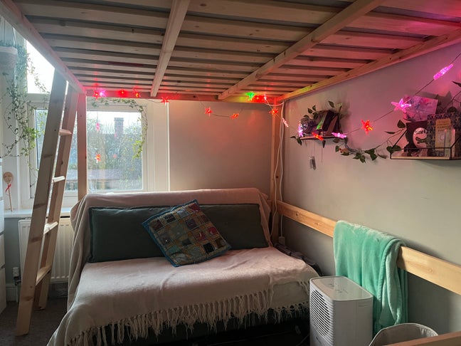 Cute double room in Fishponds  Main Photo