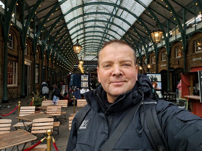 52 year old Male seeks a double room Main Photo