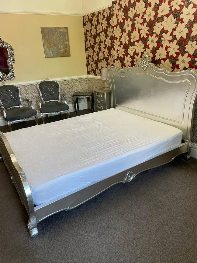 Large Ensuite double room in Harrogate town center Main Photo