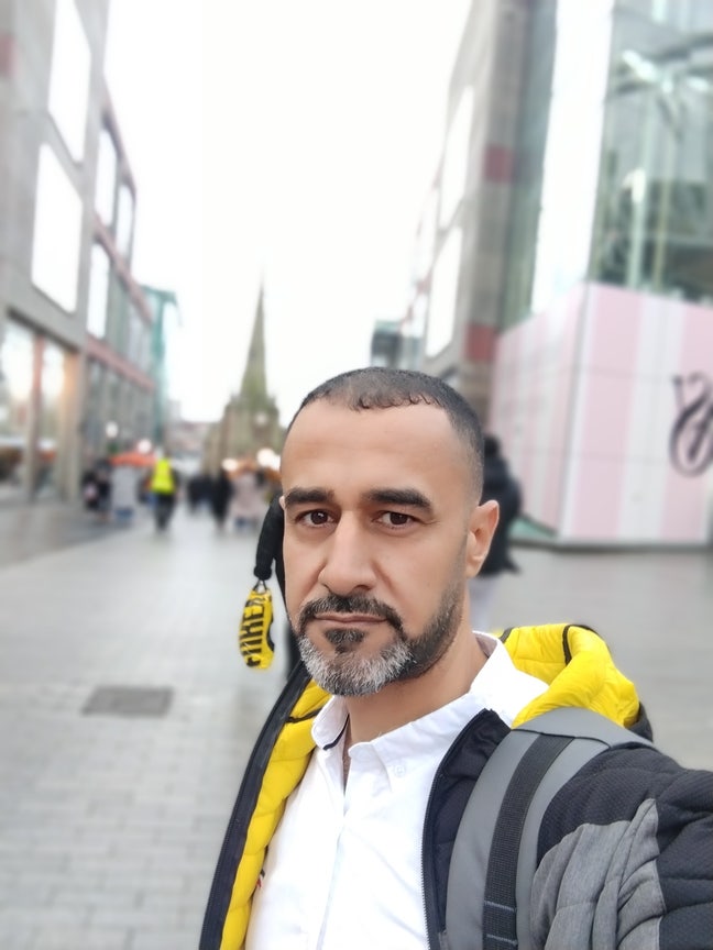 43 year old Male seeks a single or double room Main Photo