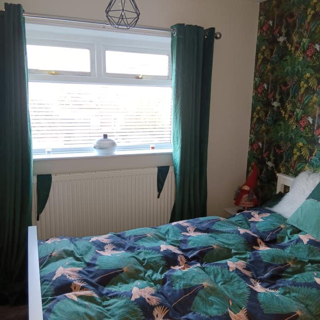 Double room for professional person  Main Photo