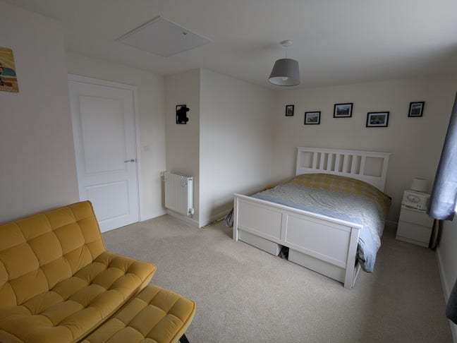 Double Room Available - Westbury  Main Photo