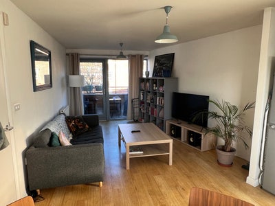 Double room in South Hackney flat with balcony Main Photo