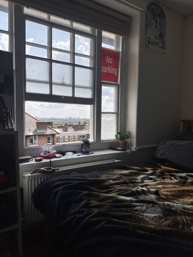 Bright Double Room with Terrace - 17th to 30th Dec Main Photo