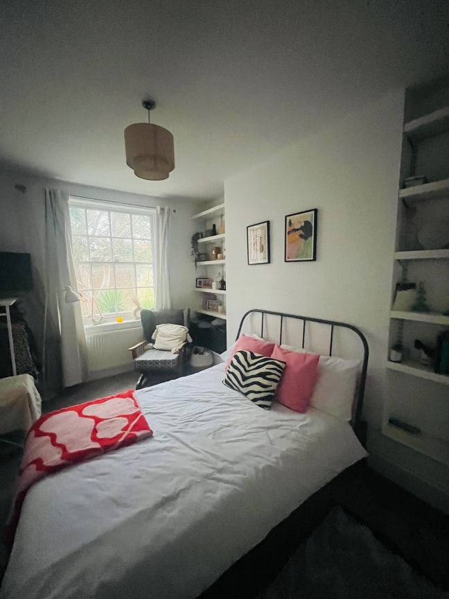 Bright Double Room in Hackney ✨ Main Photo