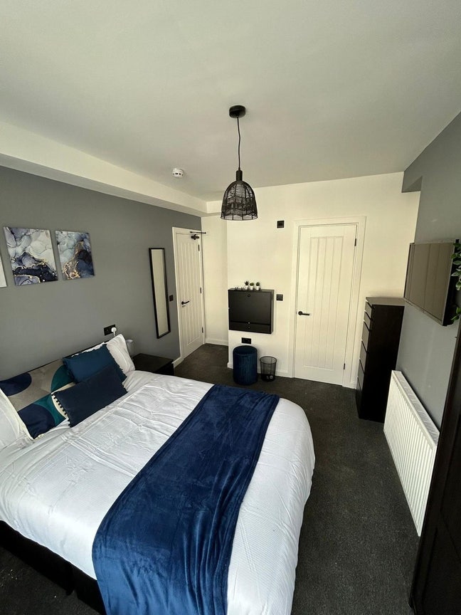 💎 High End Double Bedrooms! £0 Deposit Main Photo