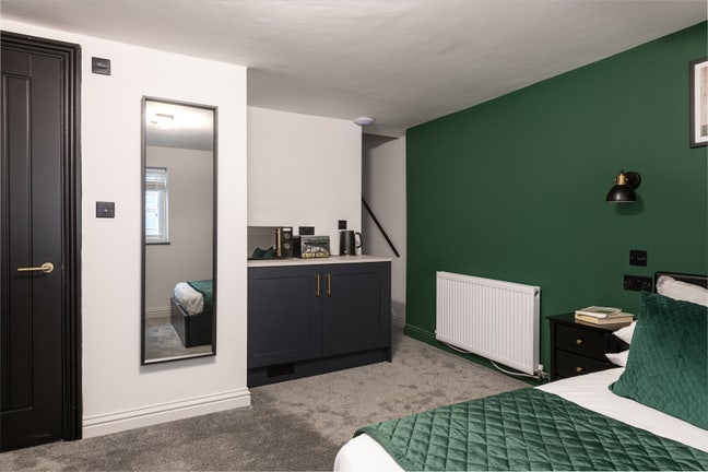 🔥Kitchenette Large Ensuite Room! &pound;0 Deposit Main Photo