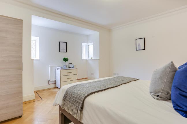 2 Month Short Let in Ealing Common  Main Photo