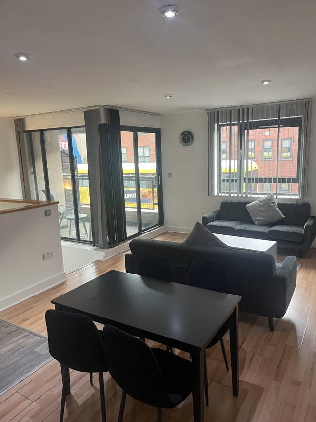 Double Room | Duplex | 2 Bathrooms | Bills Inc Main Photo