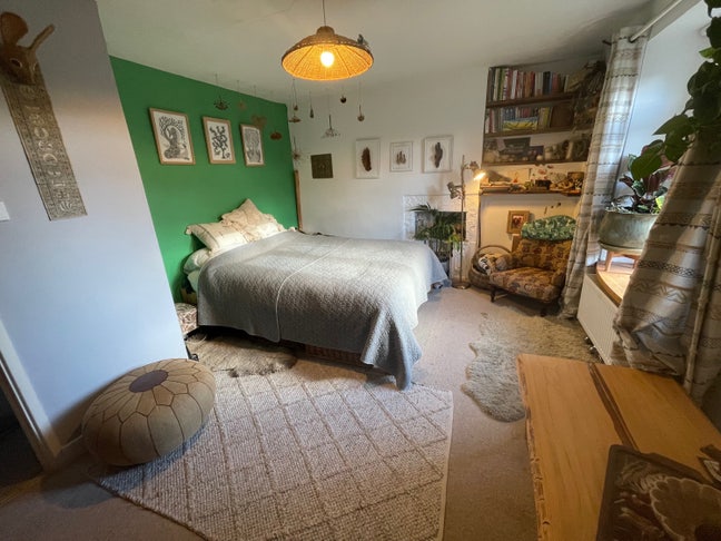 Room for 6 weeks … x  Main Photo