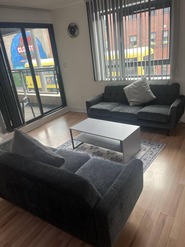 Beautiful Double Room in City Centre Main Photo