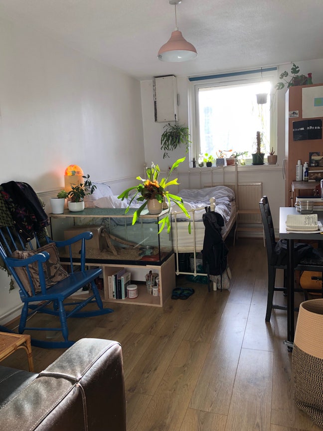 SUBLET spacious double room in peckham Main Photo