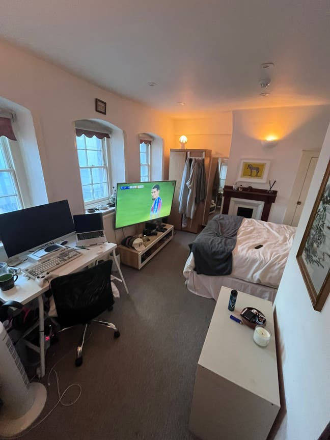 Spacious flat share 5min from liverpool st station Main Photo