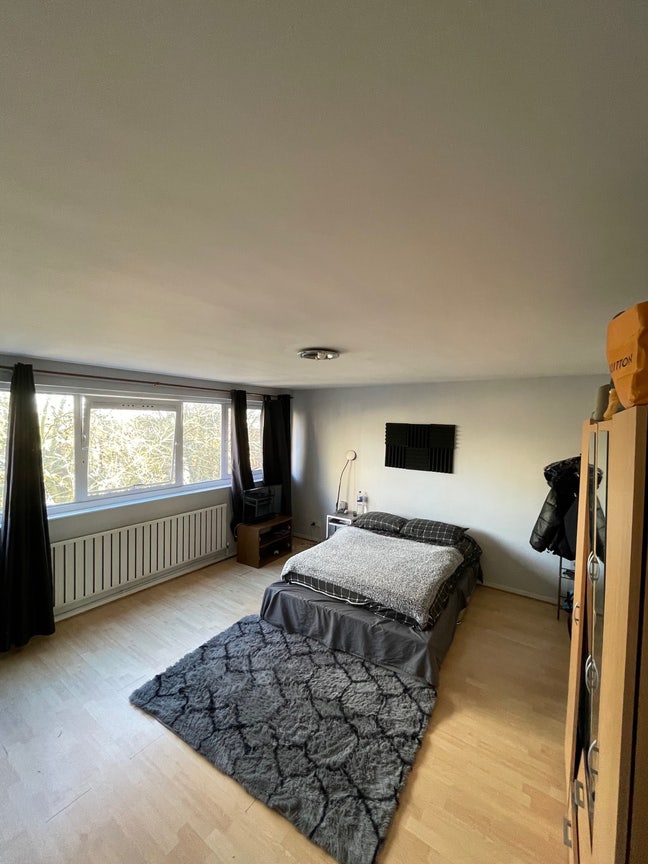 Double room next to Battersea park (Jan-April/May) Main Photo