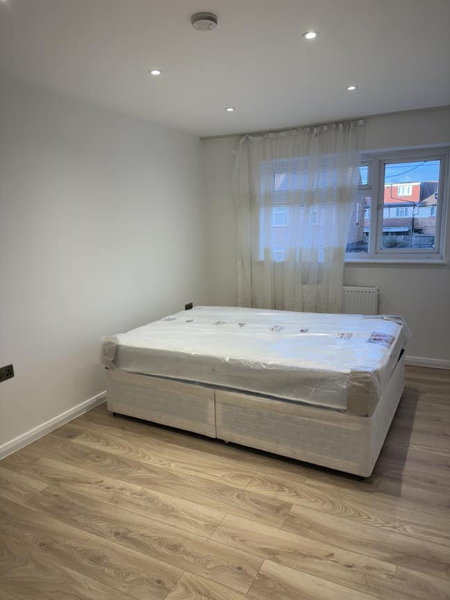 Great house Newley refurbished.  Main Photo