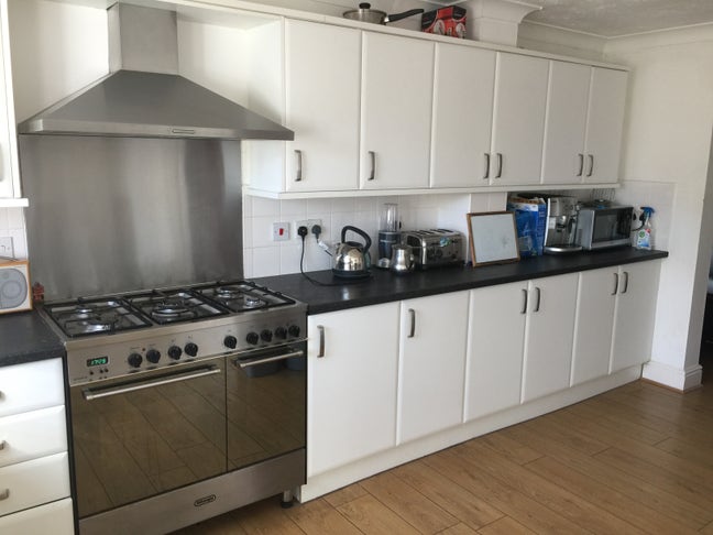 CR4- 🎁 December Move-In Special! 🎄 Main Photo