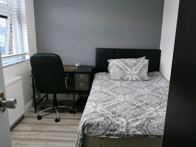 Room in CB1 - Near Addenbrookes Hospital Main Photo