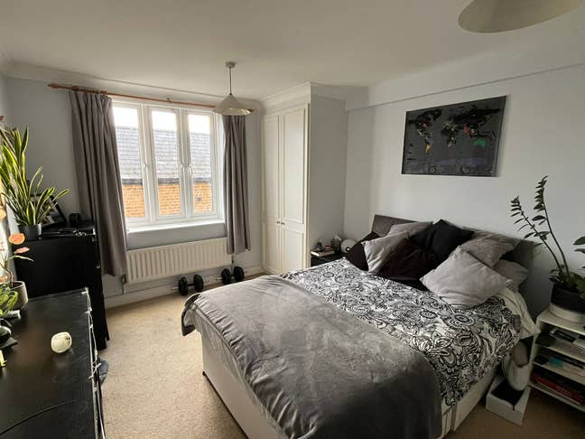 En-suite room in Wimbledon Main Photo