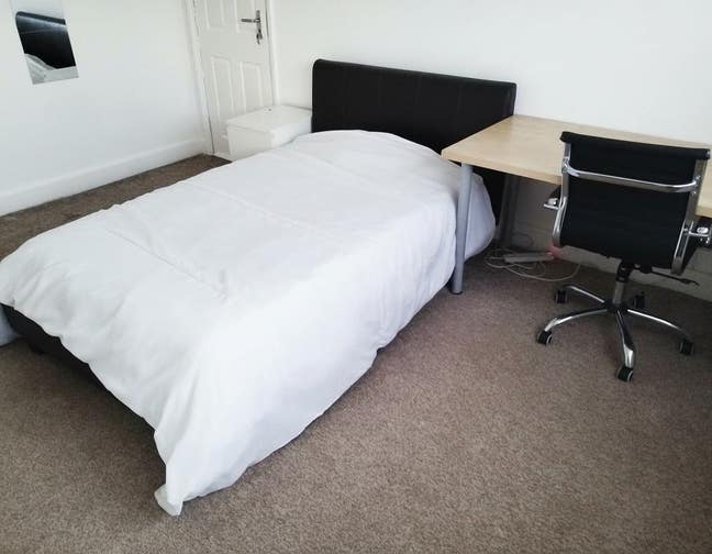 Spacious King-Size Room in North Harrow! Bills inc Main Photo