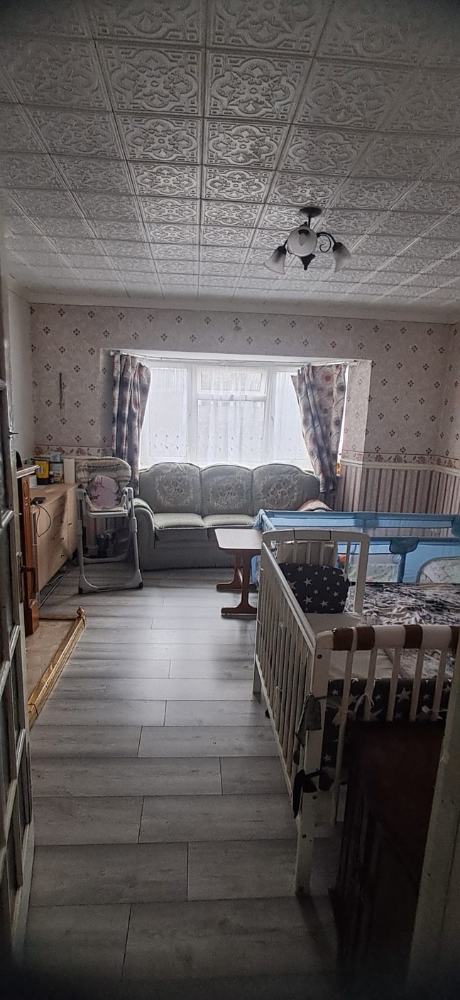 Double rooms for rent - Walsall Main Photo