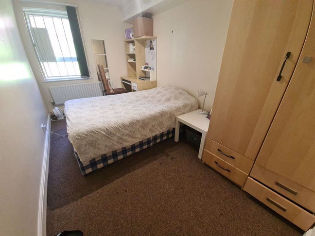 Two En-suite rooms for 2026/27 - Leeds, LS3 1BT Main Photo