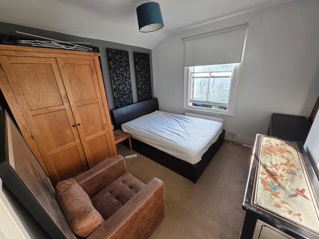 Split Level Flat Share in West Hampstead. Main Photo
