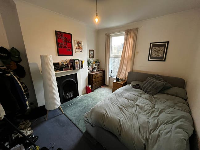 Double room in fabulous house share! Main Photo
